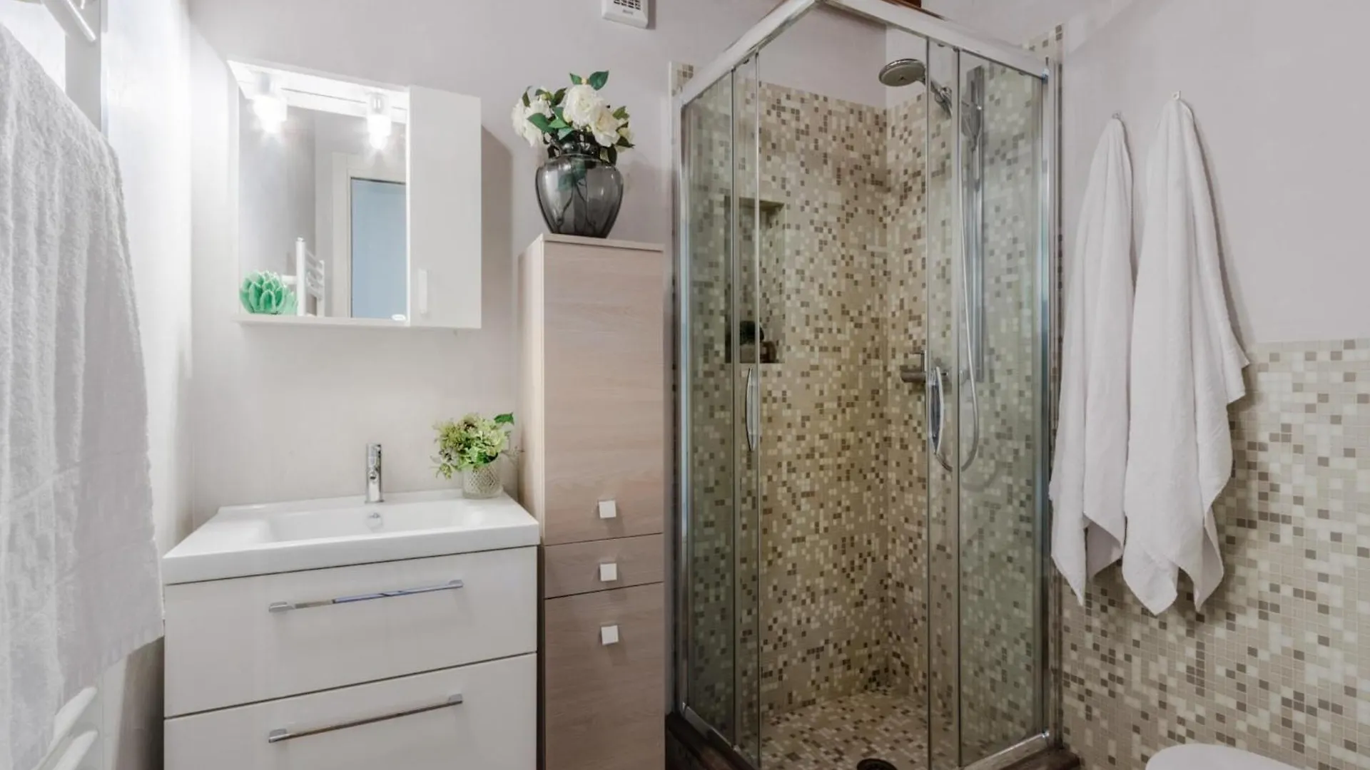 Serene Historic Apartment In Central لوكا إيطاليا