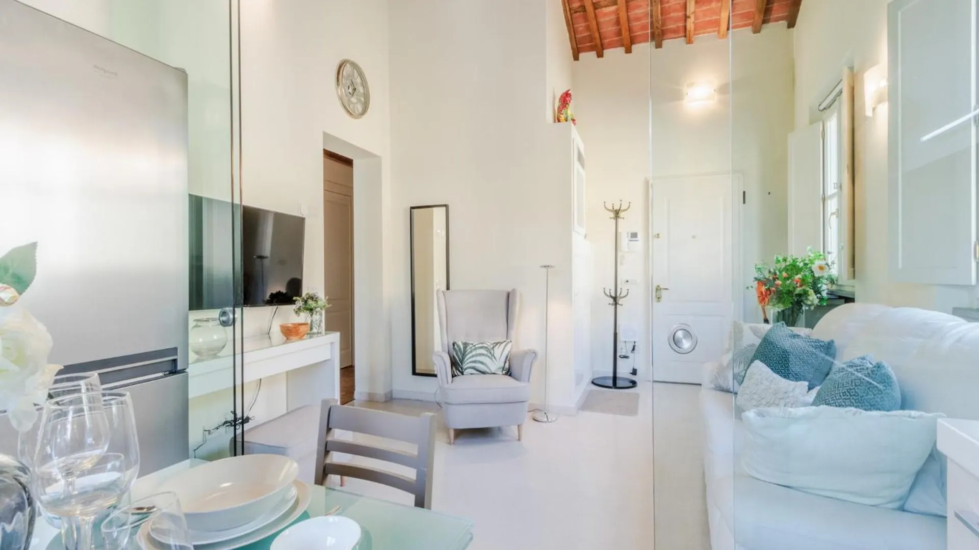 Serene Historic Apartment In Central لوكا إيطاليا